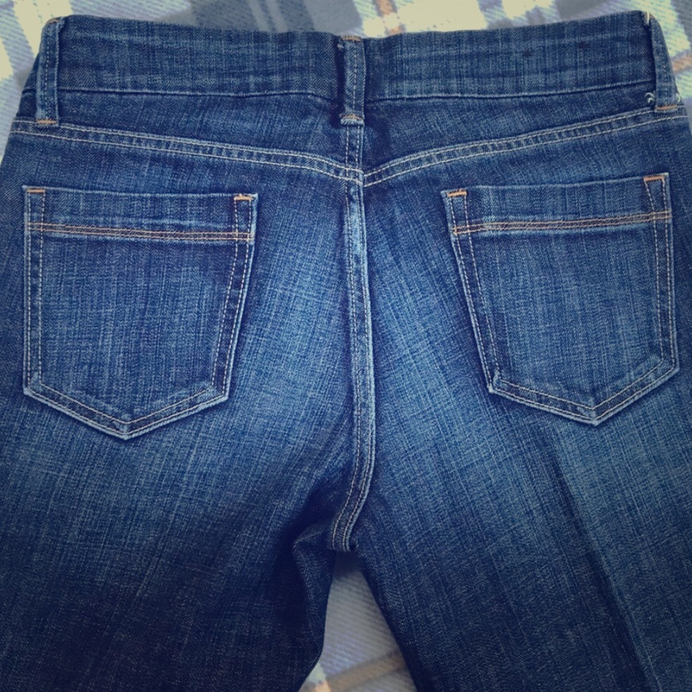BANANA REPUBLIC STRAIGHT LEG JEANS dark wash sz 6